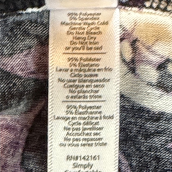 NWT LuLaRoe Disney Small Perfect T NBC Nightmare Before Christmas Halloween - Picture 8 of 8